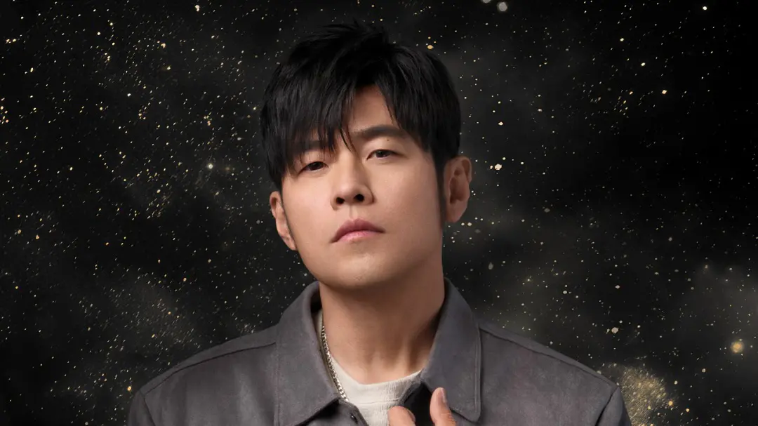 周杰倫出道25周年！曬自拍感慨皺紋多了 釣出昆凌神回：話也變多