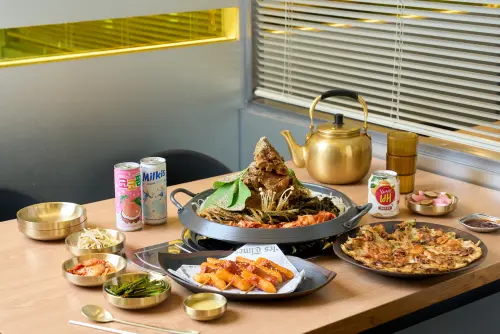 ▲在台北大受歡迎的UNCLE-K韓式排骨火鍋，正式進軍台中。（圖／UNCLE-K提供）