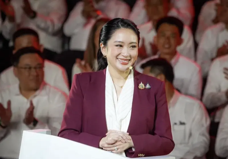 ▲為泰黨黨魁貝東丹（Paetongtarn Shinawatra）於黨內會議上發表演說，強調政黨將從挫折中重整旗鼓，推動組織改革備戰大選。（圖／翻攝自貝東丹社群平台Ｘ）