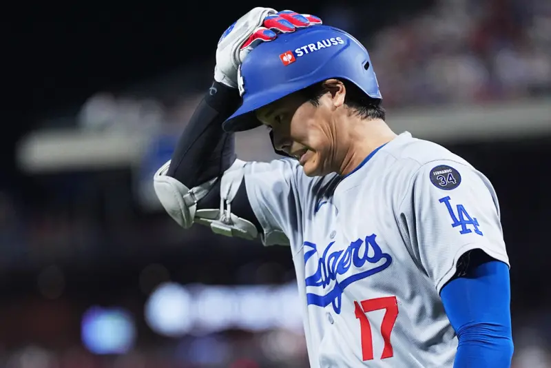 ▲美國職棒大聯盟（Major League Baseball）洛杉磯道奇日籍球星大谷翔平在今（9）日美國職棒國聯分區系列賽（NLDS）第3戰中再度陷入打擊低潮，以5打數無安打收場，系列賽累計14打數僅敲出1安，打擊率僅0.071。（圖／美聯社／達志影像）