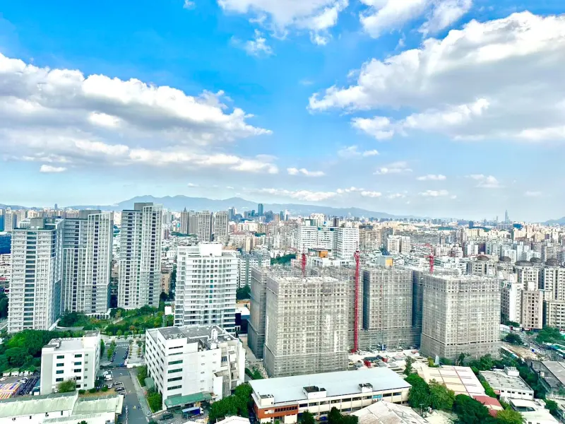 ▲除台北市外，其餘六大都會區2025年第二季預售屋和成屋的價差持續擴大。（圖／永慶房產集團提供）