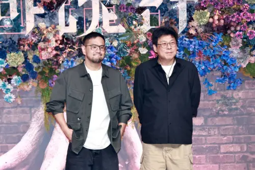 ▲《回魂計》由陳正道(左)和許肇任(右)合力執導,彼此在不同主題的情節中分工。(圖/記者吳翊緁攝) ▲《回魂計》由陳正道(左)和許肇任(右)合力執導,彼此在不同主題的情節中分工。(圖/記者吳翊緁攝)