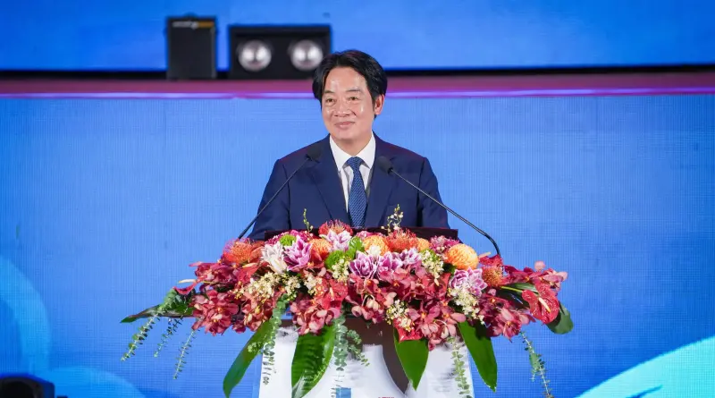 ▲賴清德致詞時提到花蓮救災超人們，強調「只要團結合作，台灣的未來一定會更加光明燦爛」。（圖／台中市政府提供，2025.10.09）