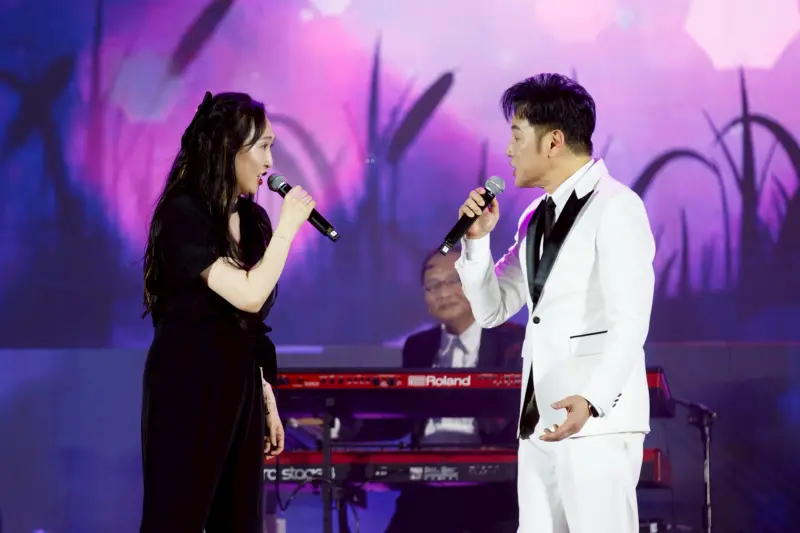    ▲揚帆、Julie國慶表演。（圖／台中市政府提供）  