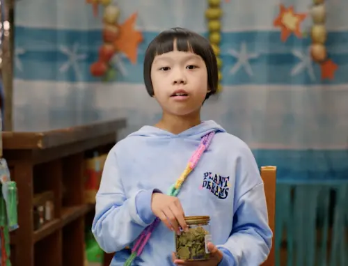 ▲小網紅斯拉（陳馨妃）以小公視《什麼都沒有雜貨店》入圍金鐘獎「迷你影集或電視電影最具潛力新人獎」。（圖／摘自 IG@the_grocery_store_of_nothing）