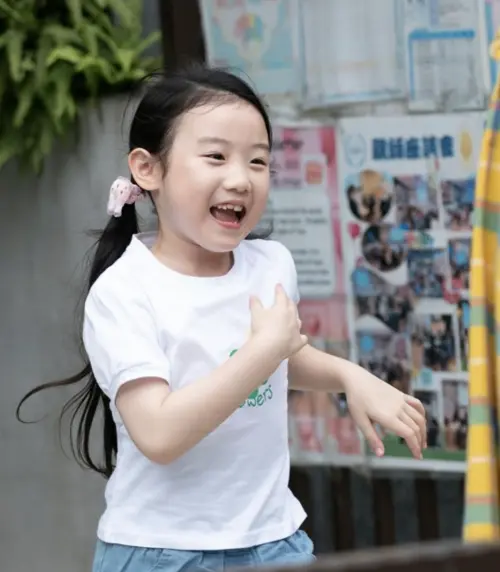 ▲年度最強童星葉子綺，在《人生清理員》可愛又搶眼的表演，獲金鐘獎提名，她今年另以電影《左撇子女孩》入圍金馬獎。（圖／摘自 IG@the_cleaner2024)