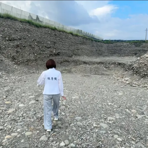 高雄大坪頂慘變「柏油山」　陳菁徽轟爆陳其邁卸責：污辱人民智商
