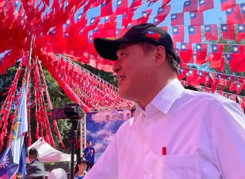 郝龍斌喊遭網軍攻擊　詹江村搬出王世堅金句「沒出息」開嗆
