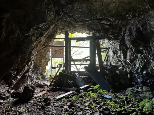 淘金路成黃泉路？瑞芳礦坑見「戴頭燈」白骨　死亡逾半年列無名屍
