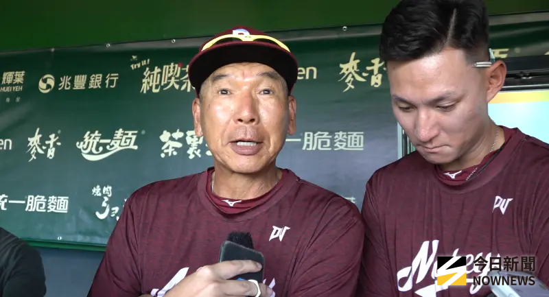 ▲樂天桃猿季後賽首戰推出魔神樂，古久保健二表示，與2位洋將經過討論，考量後由魔神樂扛G1先發。（圖／記者陳云茹攝,2025.10.10）