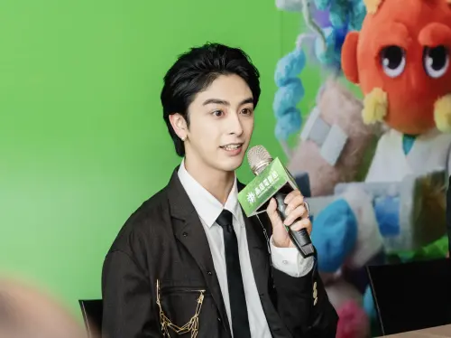 日本最帥高中生新原泰佑眼神太電！《魔女沒條件》大尺度不害羞
