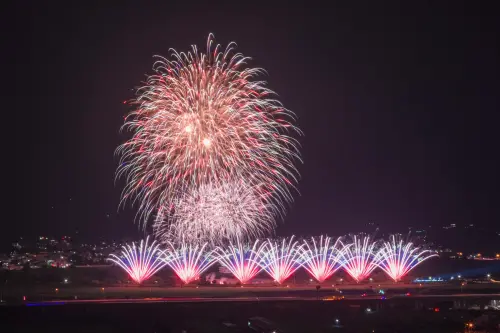 ▲南投國慶煙火，近十年規模最大！22萬人進場，賴清德、韓國瑜出席。（圖／南投縣府提供）