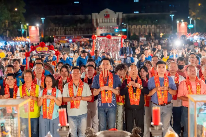 ▲「2025竹北文化祭」已於昨（10）日登場，活動將持續至10月12日，今年以「眾神齊聚保平安」為主題，邀請天后宮媽祖、白沙屯媽祖、車城福安宮土地公三聖齊聚竹北。（圖／竹北市公所臉書）