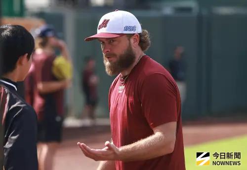 人物側寫／這款洋將哪找？波賽樂強忍肘傷　替樂天拚台灣大賽門票
