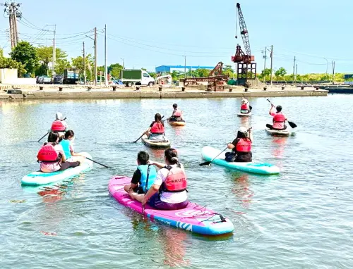 ▲高雄市政府海洋局舉辦海FUN無礙浪愛澎湃高雄漁港水域活動。(圖／高雄市政府海洋局提供)