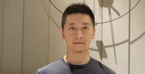 ▲劉育南（如圖）在臉書爆料曾遭劉嵩壓榨。（圖／Ken Chiu 臉書）