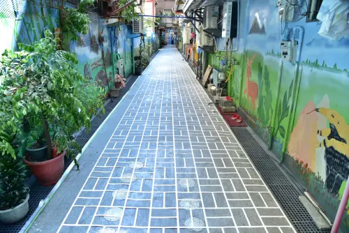 污水工程也能很繽紛　中市這條後巷超夢幻
