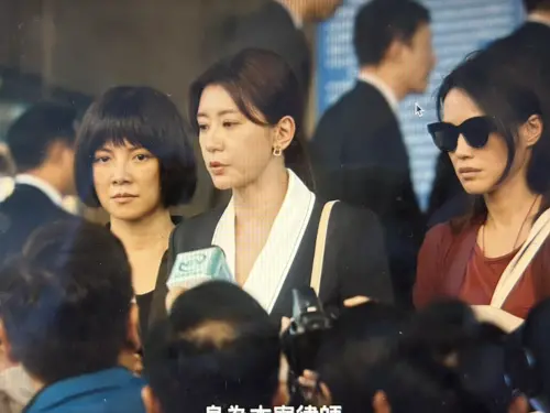 ▲舒淇在《回魂計》中刻意打扮得落魄，但嘴唇黑過頭，加上咬字太有個人特色令人出戲。（圖／翻攝自Netflix）