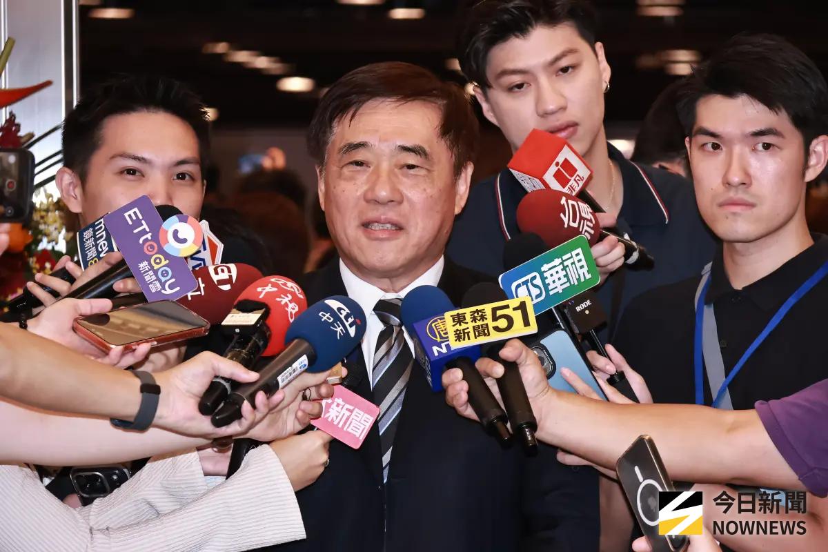 ▲國民黨主席候選人郝龍斌說，他不清楚，但在他參選後有非常多假帳號、假IP都是在三周前成立。（圖／記者吳翊緁攝，2025.10.12）