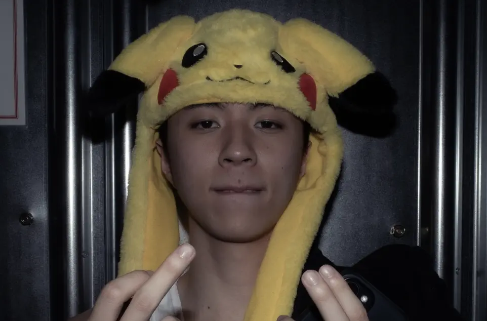 ▲最強高中生Ray（如圖）日前曾因在網上嘴砲美國饒舌歌手Lil Tjay，遭威脅：「下此見到你就動手」，讓粉絲捏把冷汗（圖／翻攝自IG rayasianboy_）