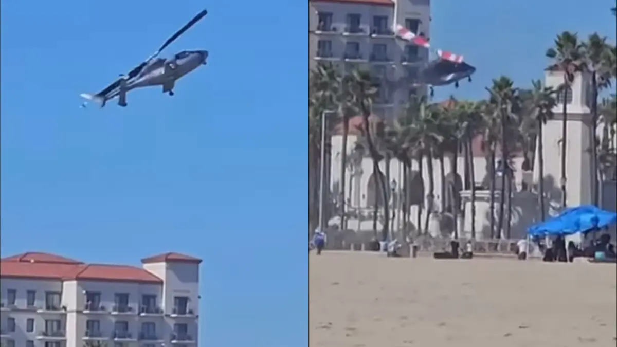▲一架直升機原先在美國南加州一處海灘上空飛行，突然之間失去控制並在空中不斷盤旋，最後高度驟降，撞進一排棕櫚樹當中。（圖／擷取自美聯社影片）