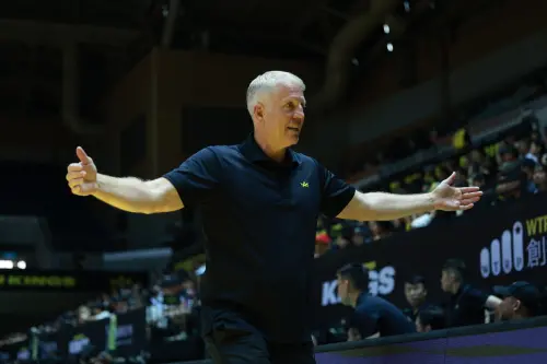 ▲賽後派翠克總教練表示，這兩場比賽是球隊在全新系統下的重要磨合過程，能以二連勝開局相當鼓舞人心。（圖／新北國王提供）