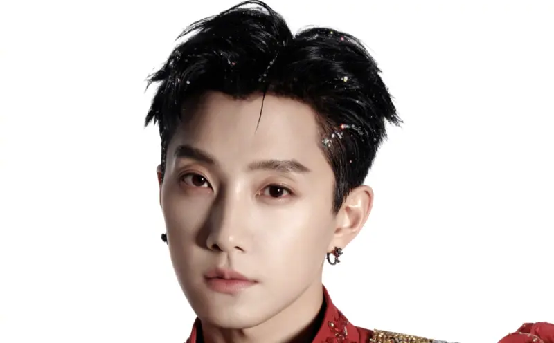 ▲范世錡（如圖）捲入于朦朧死亡案，有網友挖出他過去的貼文，寫著早晚要殺掉比他更帥的人，令人毛骨悚然。（圖／翻攝自范世錡微博）