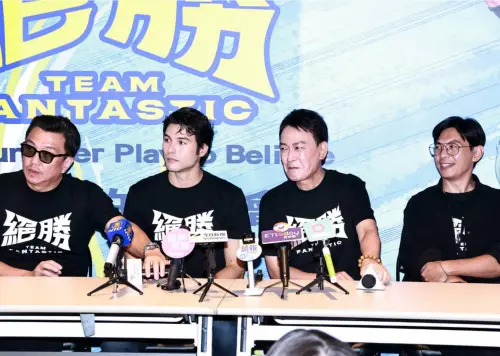 ▲王維明（左起）、鳳小岳、王識賢、姜瑞智將聯手合作12強棒球賽電影《絕勝》。（圖／記者吳翊緁攝）