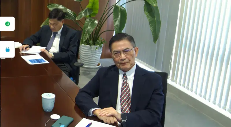 ▲南亞科總經理李培瑛今日在第三季法說會前線上記者說明會談公司營運狀況及未來展望。（圖／截自直播畫面）