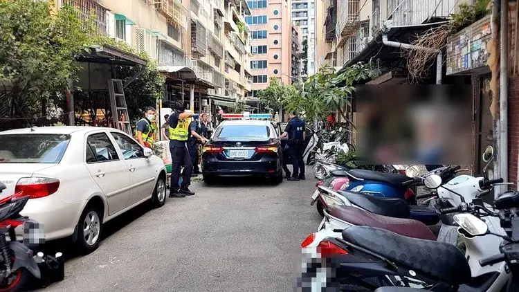 台中情殺！男持磚頭猛敲還狂砍女友、媽媽、鄰居　3人渾身血送醫