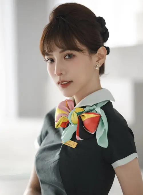 ▲發發（如圖）曾因擔任空服員生理時鐘錯亂，甚至長期失眠。（圖／發發 IG @piglettickle）