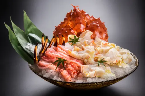 ▲「三燔本家」頂級鱈場蟹饗宴四吃。（圖／台北晶華酒店提供）