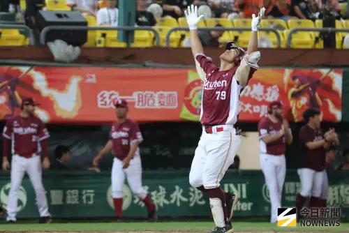 中職／回顧樂天季後賽關鍵3轟！林智平敲追平砲前　預期勝率僅7%
