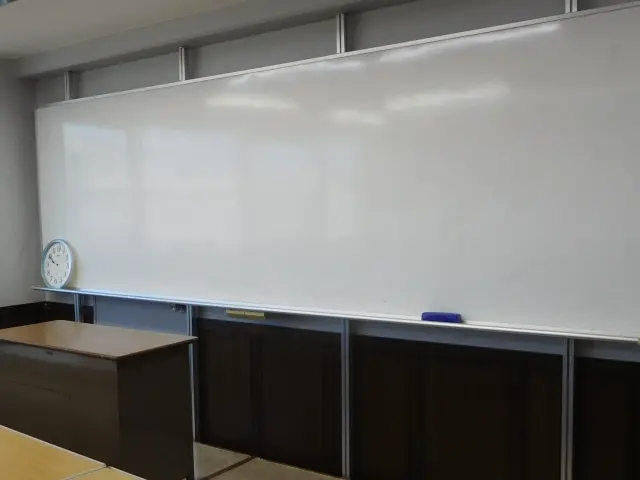 ▲根據消保處查核，6縣市18家補習班，有13家飲用水設備管理不合格，甚至多達17家服務契約不符合規定。（示意圖／翻攝自photoAC）