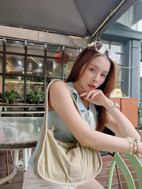 ▲張語芯「父女戀」話題掀熱議，男友是60歲Uber司機。（圖／IG@yuxin_1107）