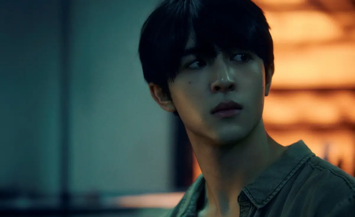 ▲在《回魂計》中飾演「伊森」的男星尹浩宇（如圖），今年才簽進于朦朧生前的經紀公司天娛傳媒，粉絲見狀急發文警告他「快逃」，深怕同樣憾事發生。（圖／尹浩宇IG@into1__patrick）