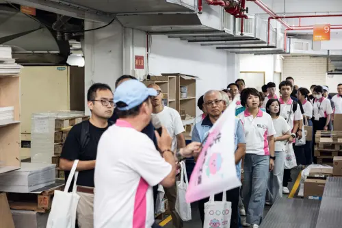 ▲新北市印刷商業同業公會進行導覽。
