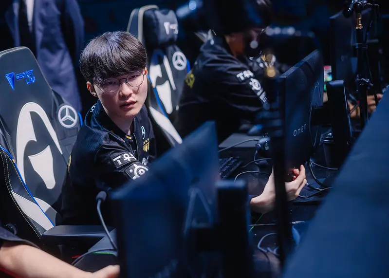 LOL世界賽／T1首局上演大逆轉！入圍賽1:0領先IG　再贏2場就晉級