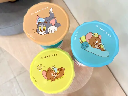 ▲《湯姆貓與傑利鼠》封膜總共6款。（圖／記者蕭涵云攝）