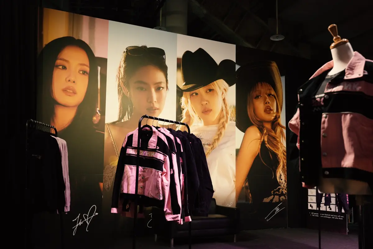 ▲BLACKPINK將來高雄開唱，她們特別於15日在台北大巨蛋設立限定5天的快閃店，滿足北部粉絲。（圖／LIVE NATION TAIWAN）