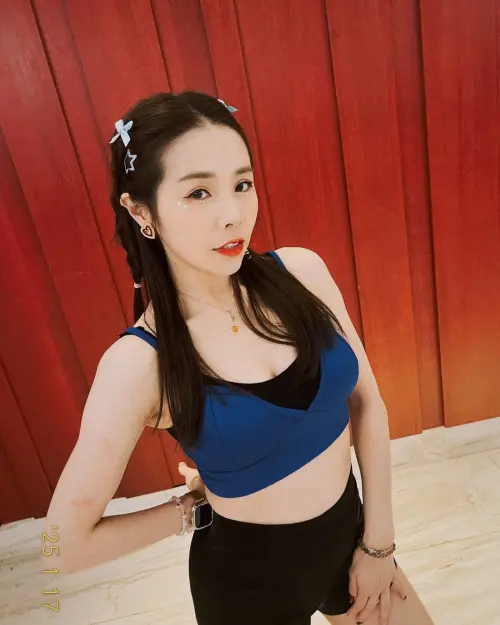 ▲張語芯親上火線表示確實有過一段「父女戀」，但對方並非外界所傳的Uber司機，而是一名公司老闆。（圖／翻攝自張語芯IG@yuxin_1107）