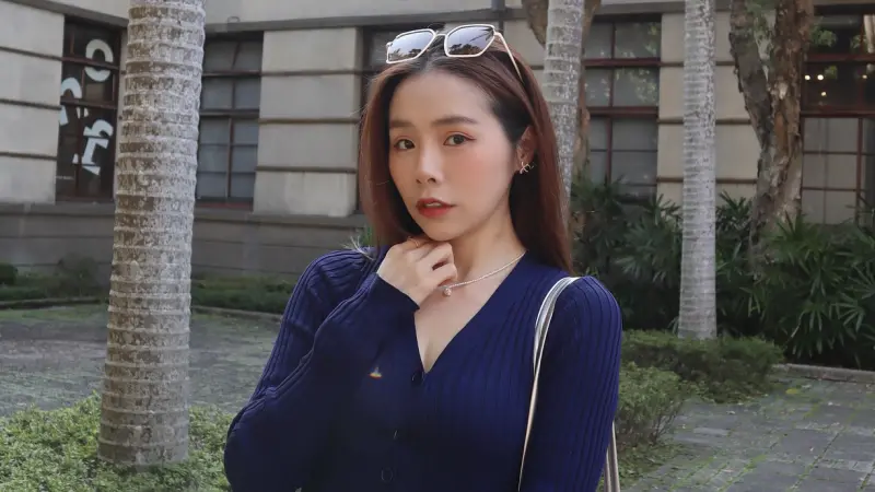 ▲樂天女孩前啦啦隊女神張語芯（如圖）遭爆與60歲Uber司機熱戀，她親自澄清對方實為50歲公司老闆，且2人早已分手。另外男星李亞鵬今（14）日發離婚聲明，確認二度離婚。（圖／翻攝自張語芯IG@yuxin_1107）