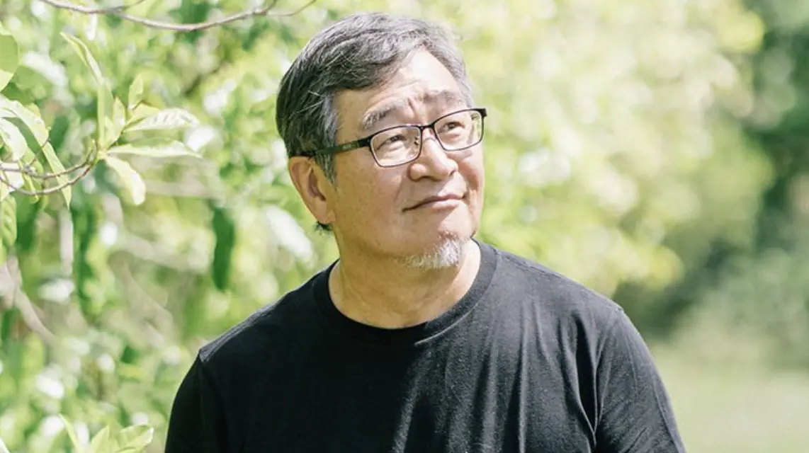 ▲2度奪下金鐘獎、打敗李四端的主持人王浩一（如圖）今年6月過世，享壽68歲，當時他剛面對高齡媽媽離去，才過短短5天，卻於車中心肌梗塞辭別人世。（圖／翻攝自許梅之臉書）