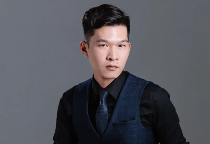 ▲丁啓修律師涉嫌洩密給販毒集團，害檢警搜索毒品分裝廠的行動撲空。（圖／翻攝法律事務所網站）