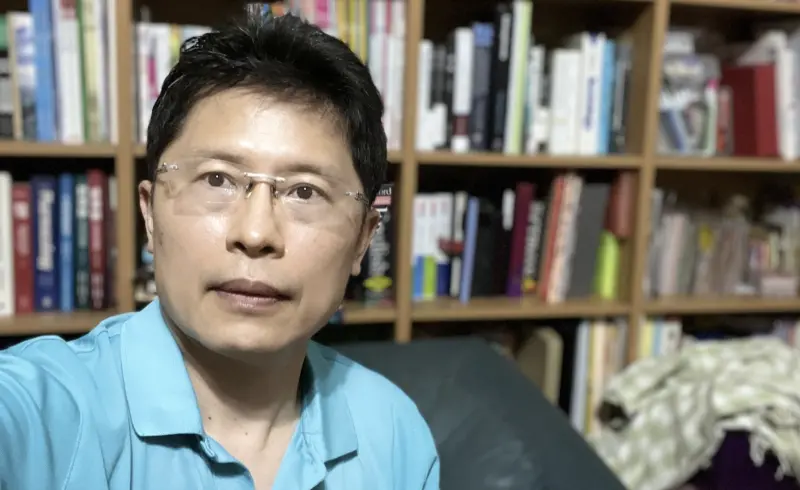 ▲名醫沈政男（如圖）昨（14）日在FB逆風發文談于朦朧，他指出「3關鍵點」直言該案非凶殺，還反駁網友稱于朦朧有懼高症，不可能跳樓的說法，直言：「都是外行話」。（圖／翻攝自FB 沈政男）