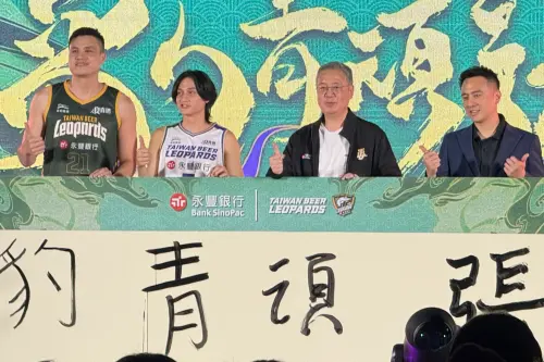 ▲新賽季年度口號「豹青頑張」靈感源自日文「頑張る（がんばる）」，意為「全力以赴、不輕言放棄」。（圖／記者陳昱慈攝）