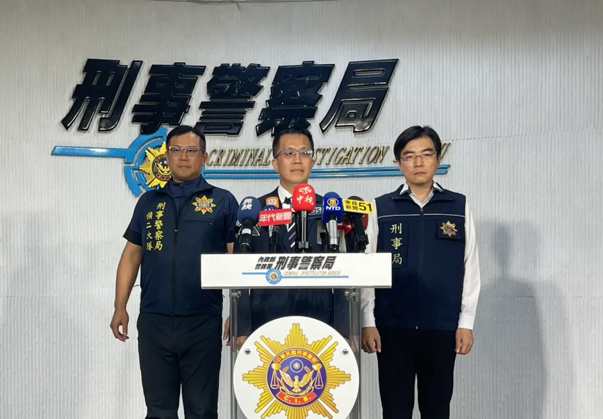 ▲對於館長直播中的公開言論是否涉及國安法，刑事局也做出回應了。（圖／翻攝畫面）