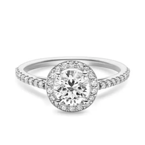 ▲遠百信義A13 acredo求婚鑽戒，獨家價136,000元起。（圖／遠百提供）