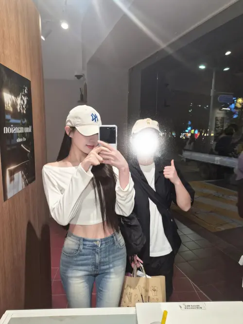 ▲邊荷律（左）開心宣布減重4公斤，體脂更少了6公斤。（圖／翻攝自邊荷律Threads@yuling34）