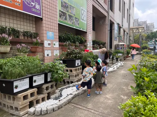 ▲林口區仁愛里社區種植多種可食性植物，也是響應世界糧食日的方式之一。（圖／翻攝新北市政府官網）